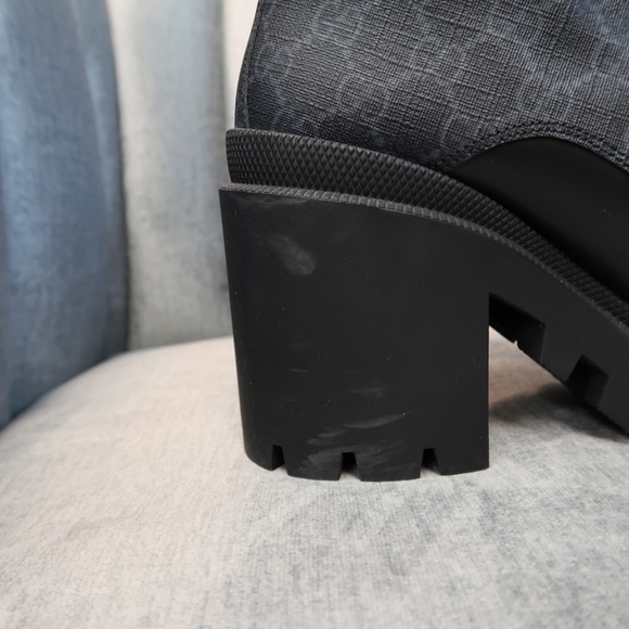 6️⃣0️⃣0️⃣Gucci GG Ankle Boots - Picture 5 of 6